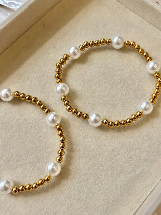 Pulsera Perlas Doradas