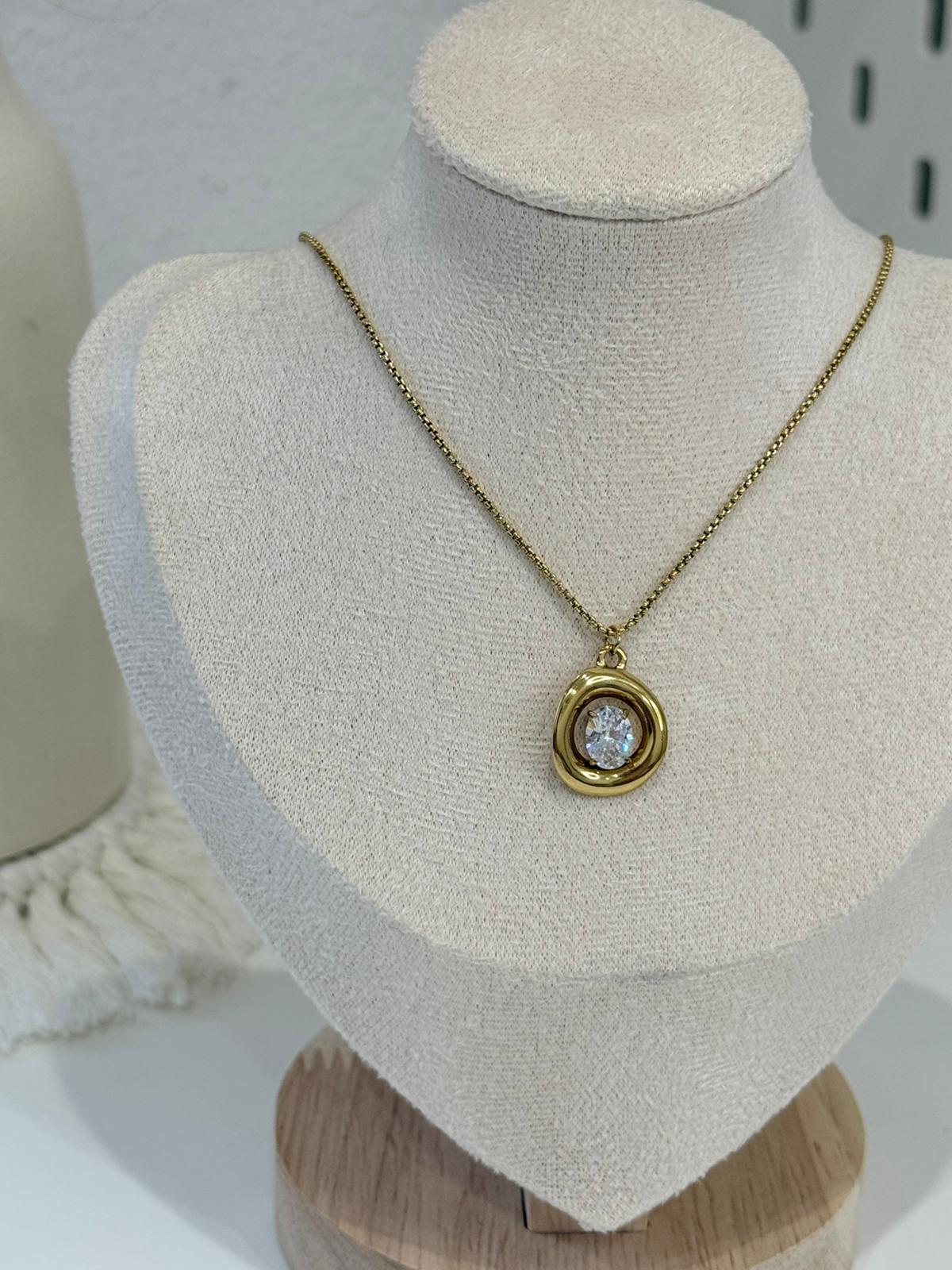 Collar Stella